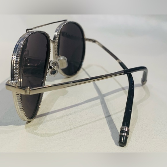 New Women’s Boucheron Sunglasses - Picture 8 of 10